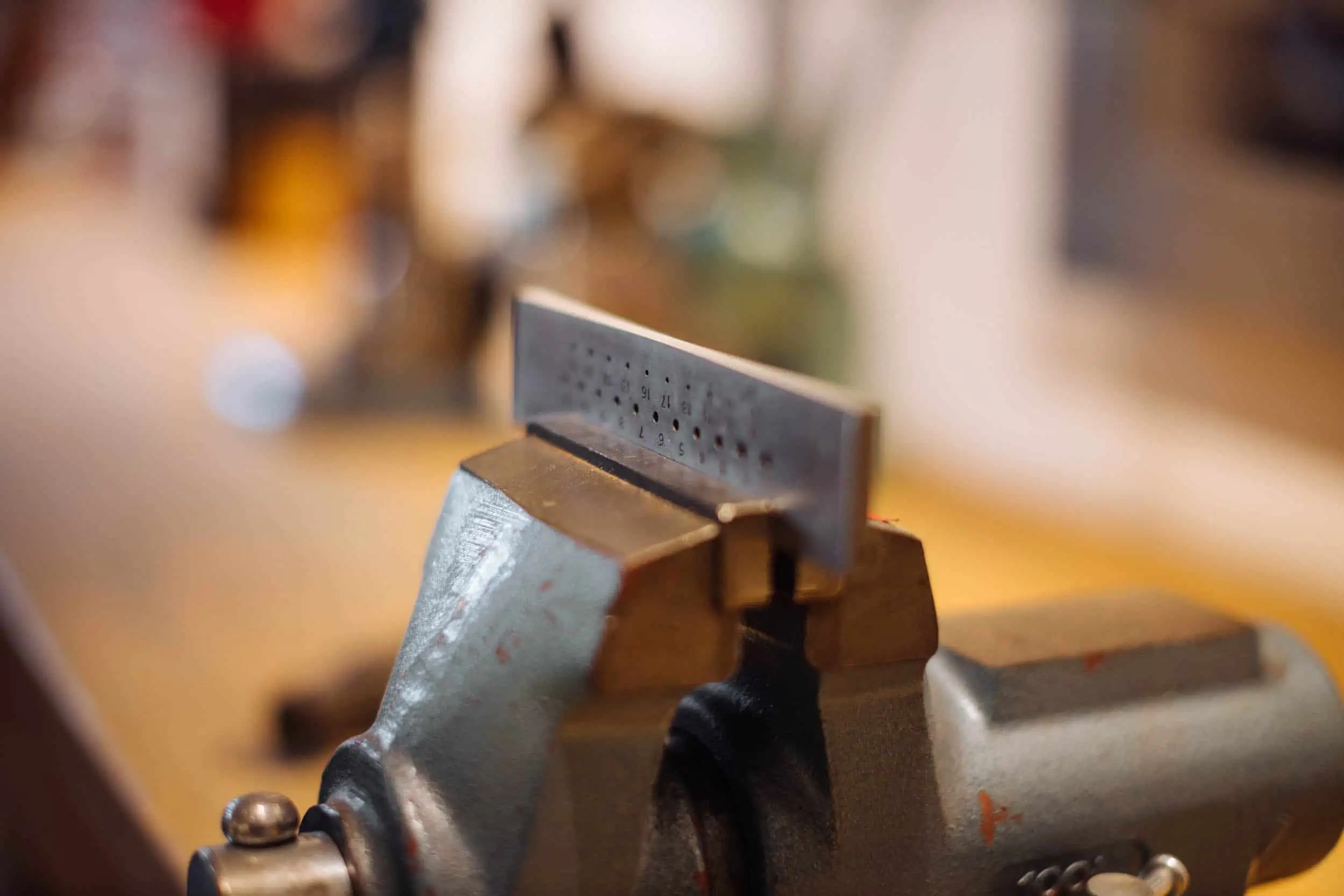 Sabine Wissen Goldschmiede Salem 12 Ziehen1_EDE1017